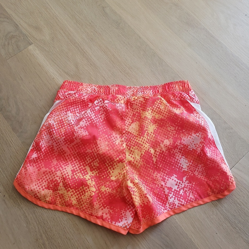 Running shorts - Picture 2 of 3